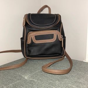 CLOSET CLEAN OUT Mini Alfred dunner backpack